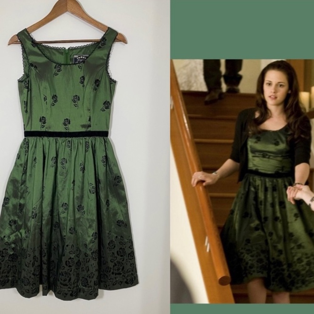 Bella (New Moon) Birthday Dress Official M
